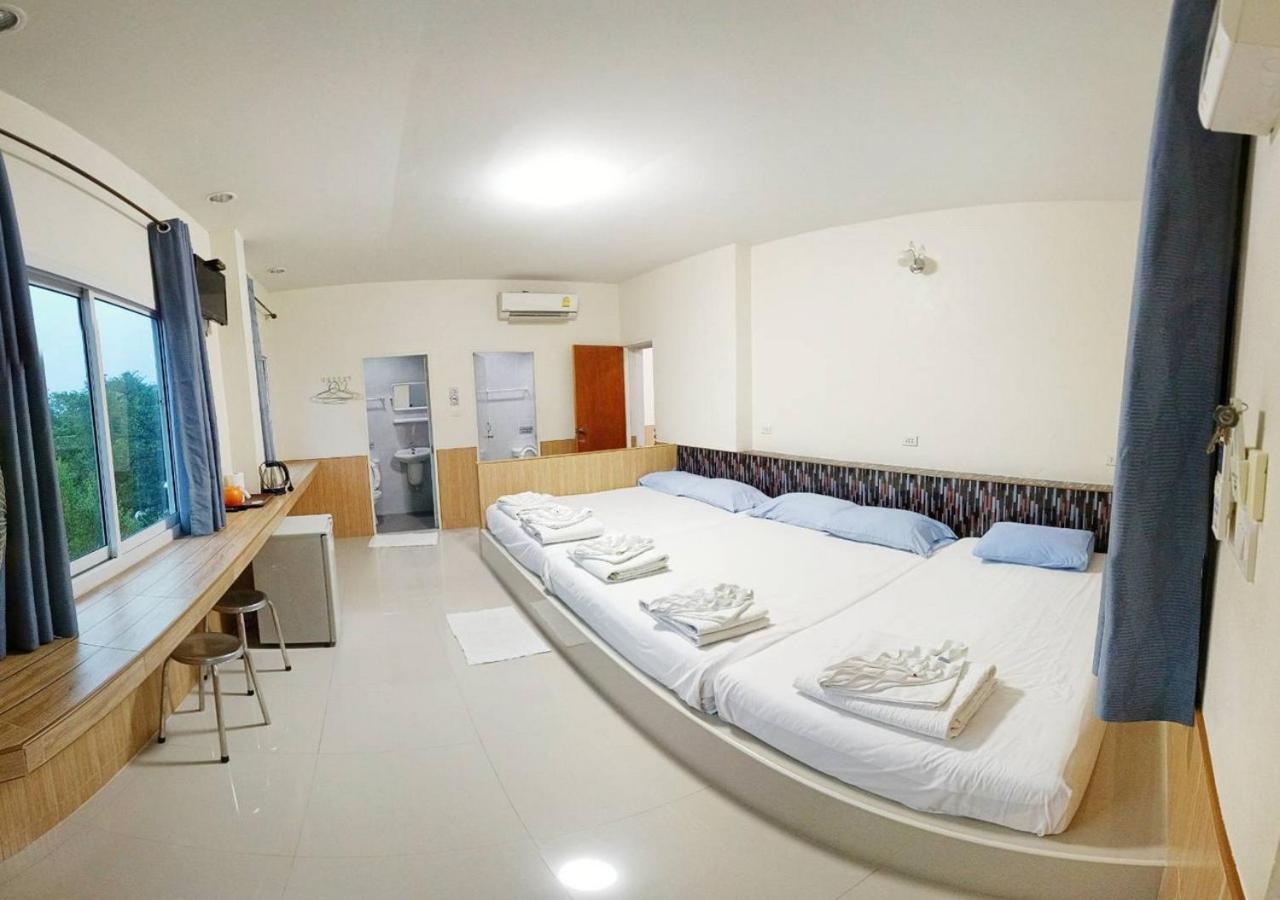 กู๊ดวิวสัตหีบ Hotel Buitenkant foto